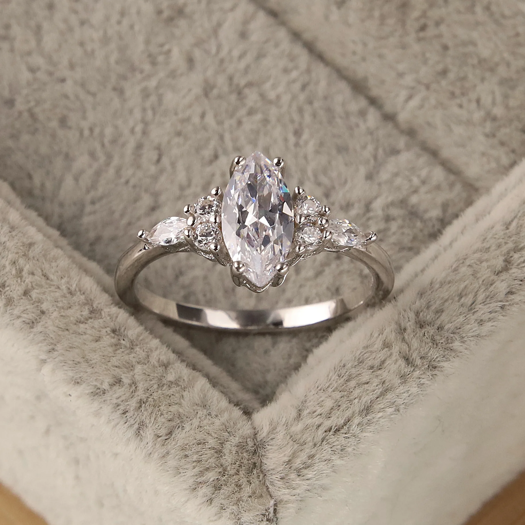 

Корейская версия кольца из серебра S925 пробы с микро-инкрустацией, японское и корейское женское нестандартное белое модное кольцо, ювелирные изделия из стерлингового серебра