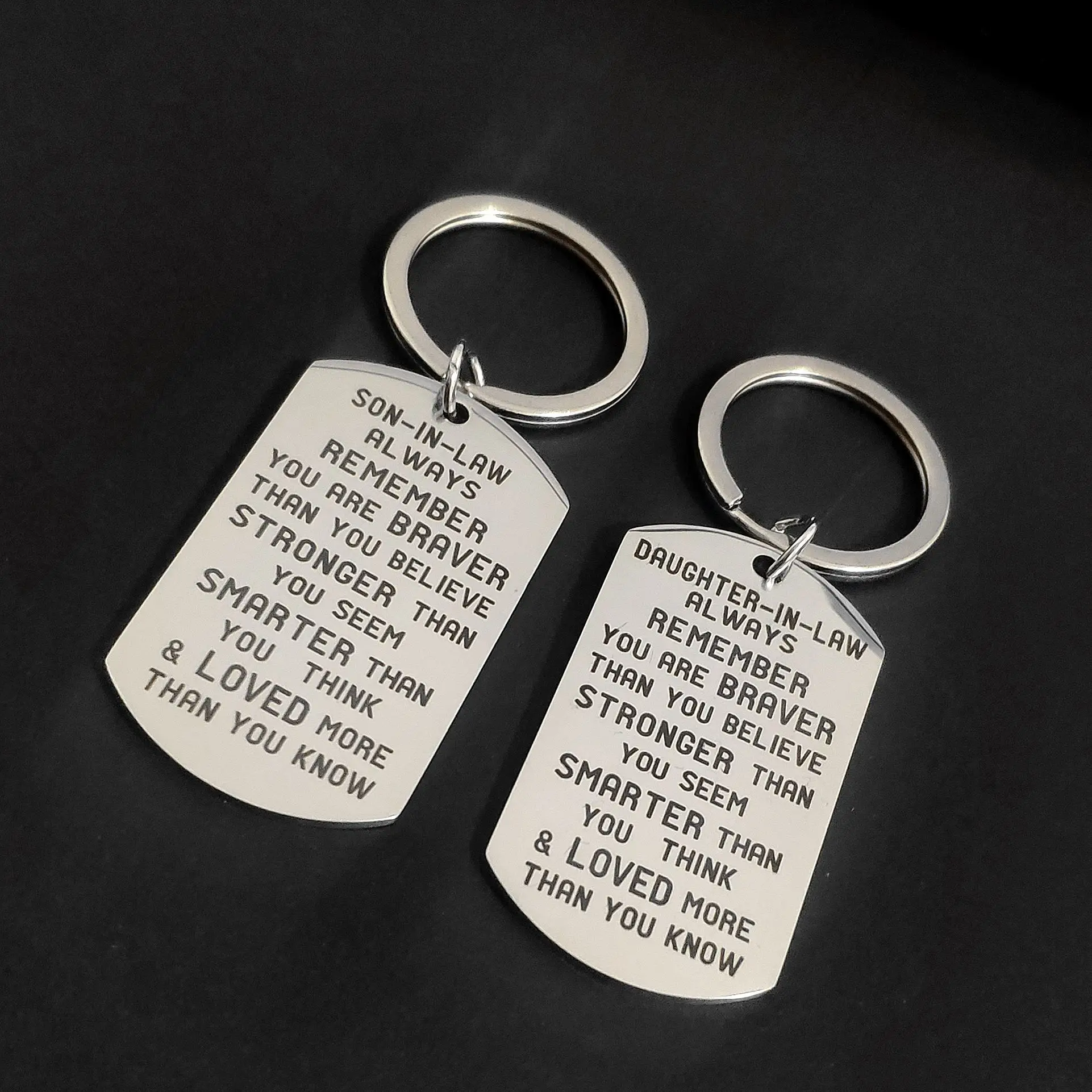 

Carabiner for Keys Military Tags to Son-in-law Daughter-in-law Stainless Steel Keyring Thanksgiving Creative Birthday Gifts