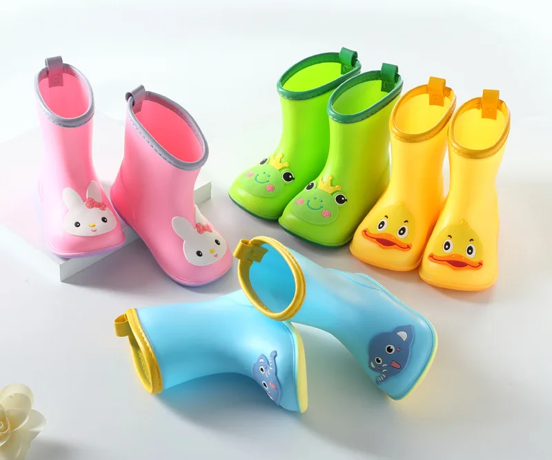 

Rain Boots Kids for Boy Girls Rain Boots PVC Water Shoes Children Cartoon Shoes Waterproof Rainboots Four Seasons Removable