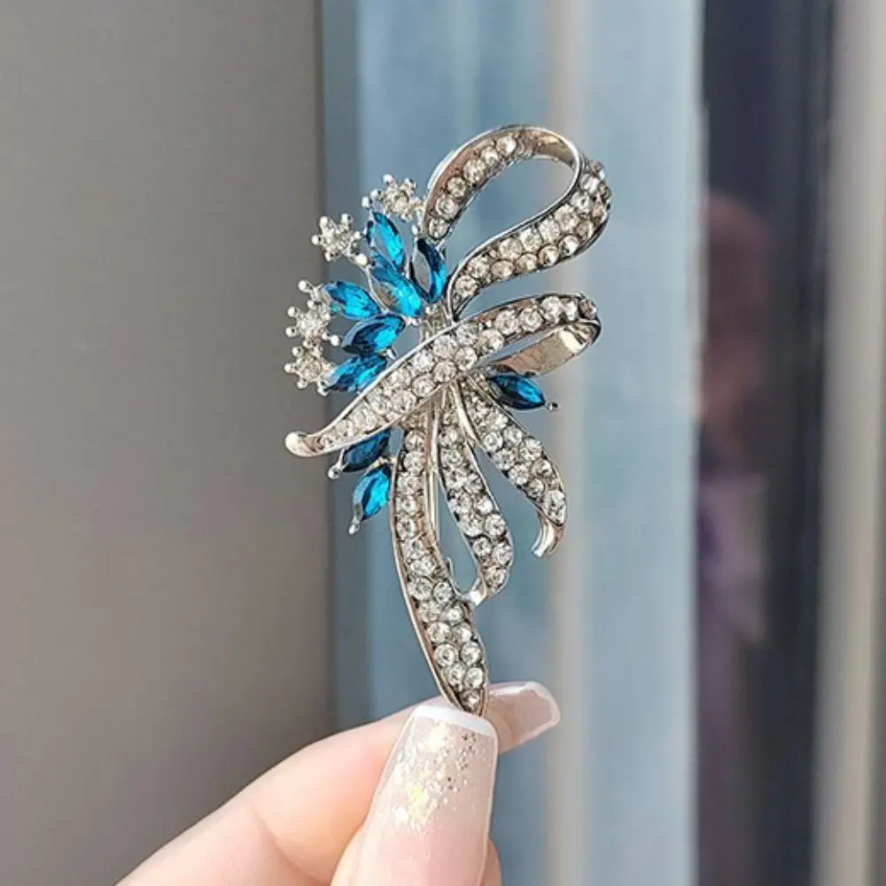 Элегантные броши со стразами Баухиния брошь из сплава с кристаллами и цветком