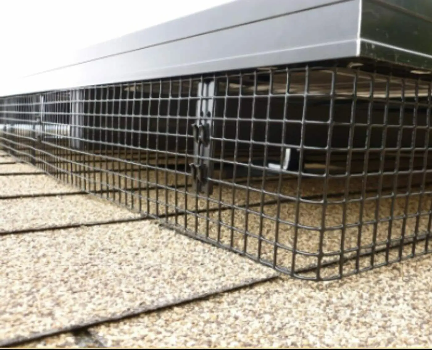 Wire Mesh Solar Panel Livestock Protection Suite Critter Guard Roll Solar Panel Guard W/ Fasteners Tie Wires Removable PV