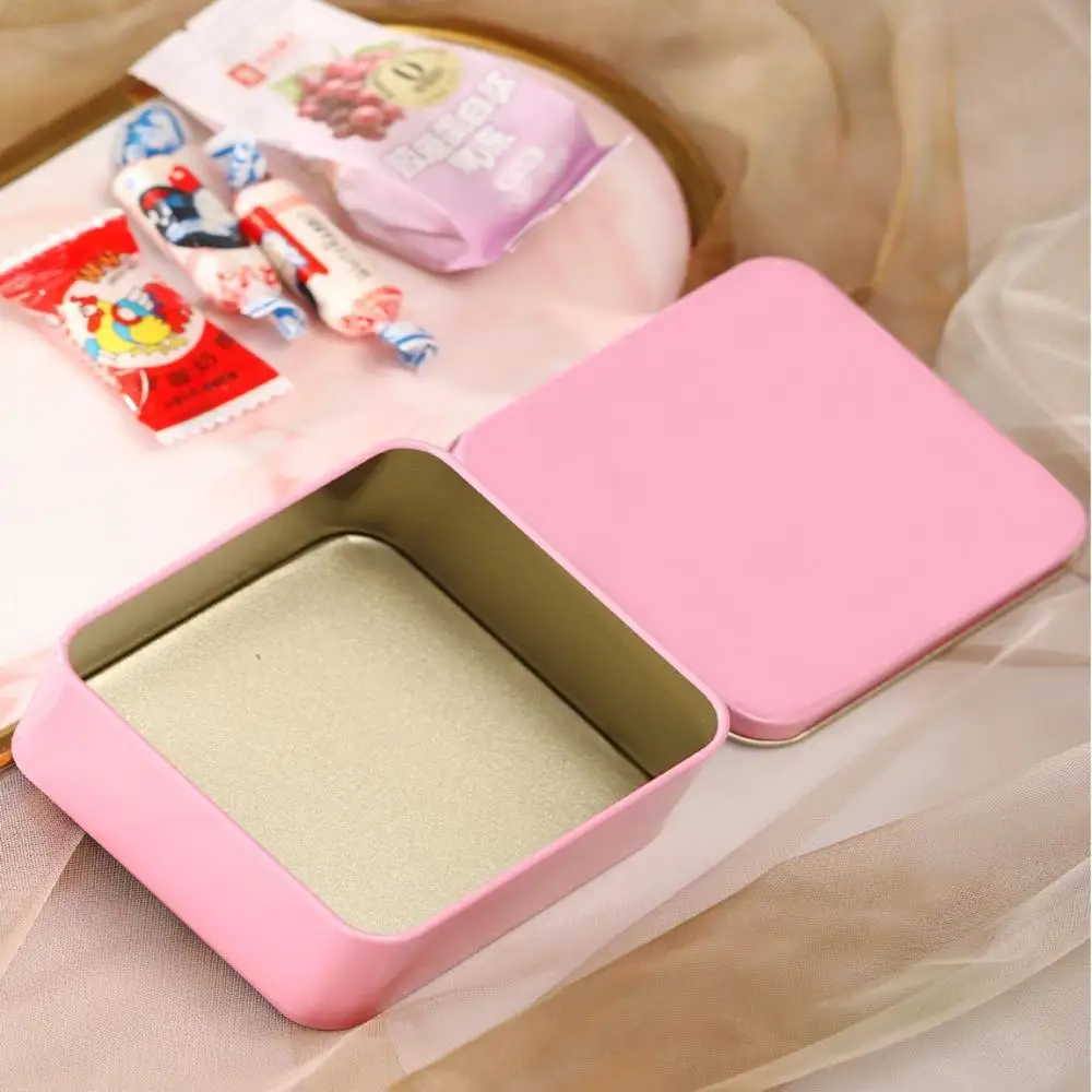 

Металлическая прямоугольная коробка