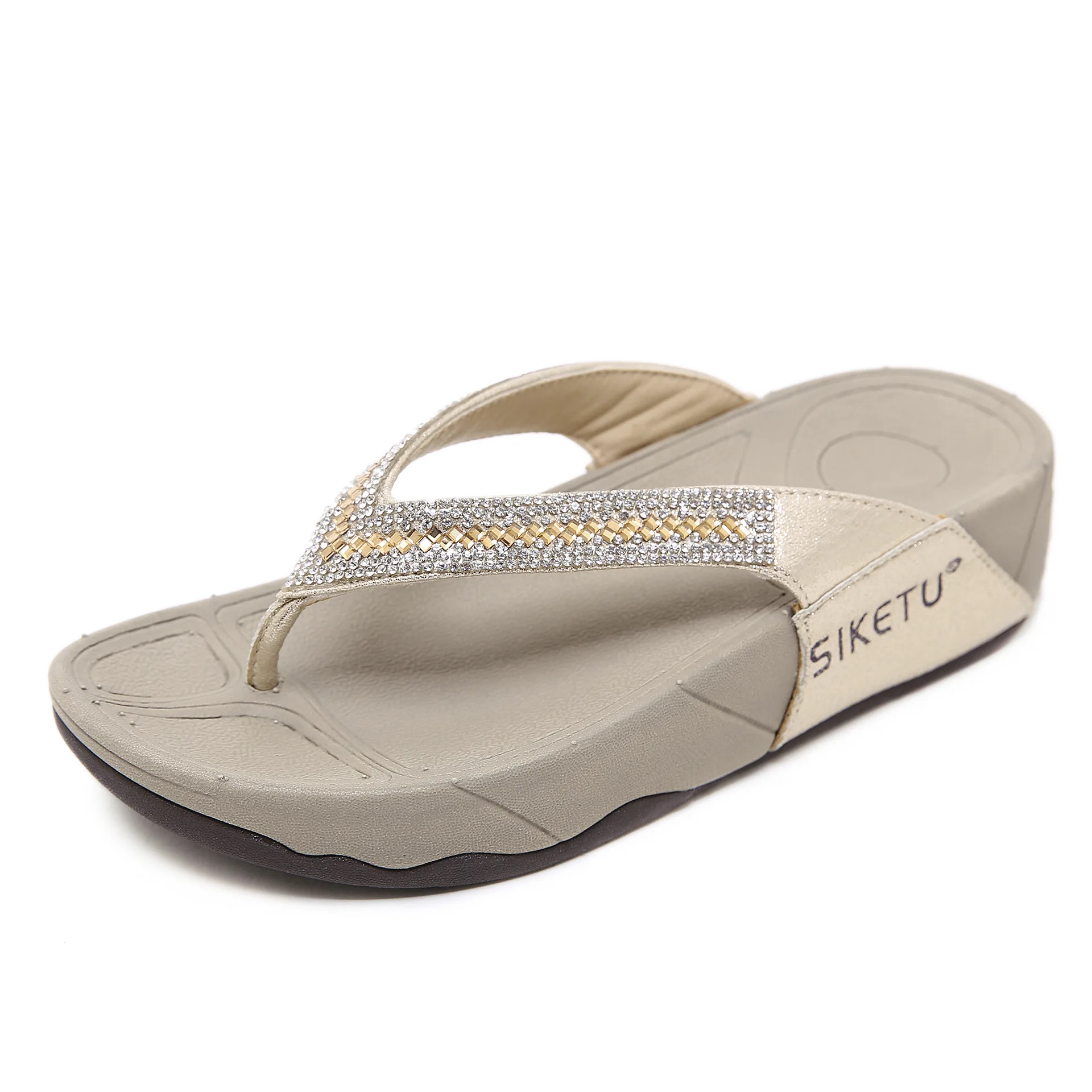 

Summer Bohemia Flip Flops Women Fashion Rhinestones Applique Flip Flops 4.5cm Platform Beach Shoes Vacation Ladies Casual Slides
