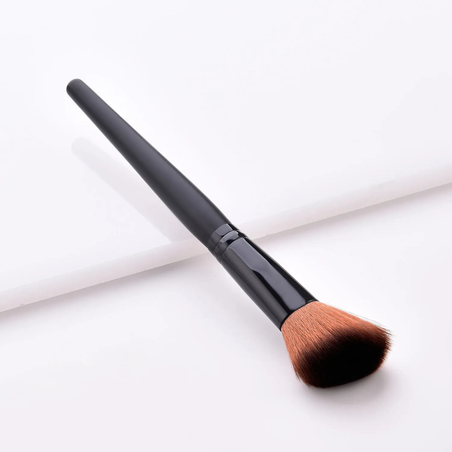 

HEALLOR Single Makeup Brush Blush Liquid Foundation Loose Powder Highlighter Flat Brush Make Up Brush