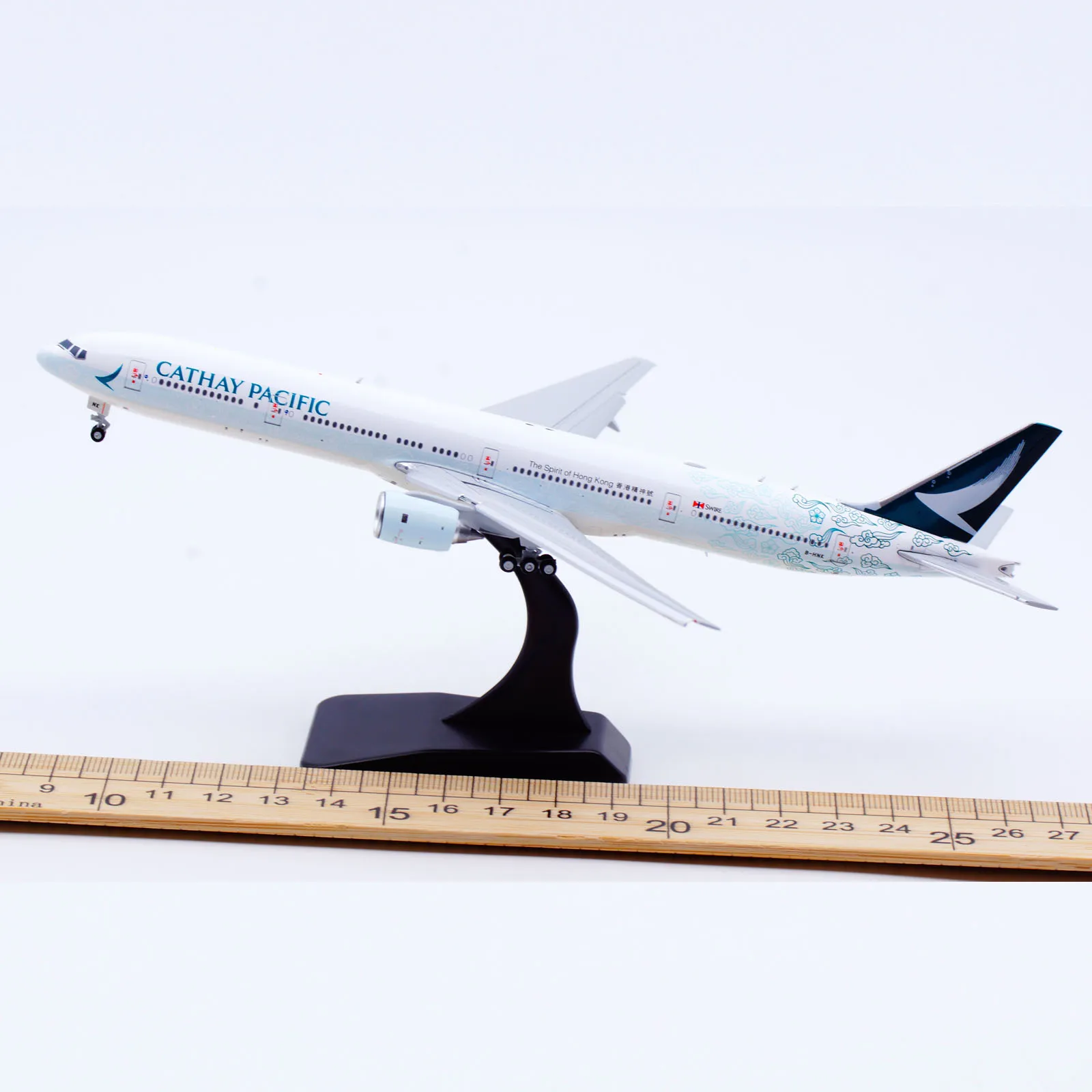 XX4129A Коллекционный самолет из сплава в подарок JC Wings 1:400 Cathay Pacific Boeing B777-300 литая под