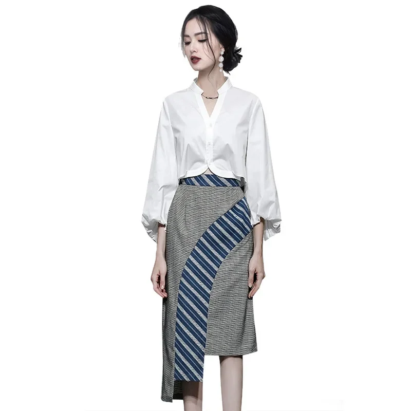 Осень 2023 новый элегантный топ с v-образным вырезом и воротником-стойкой пышными