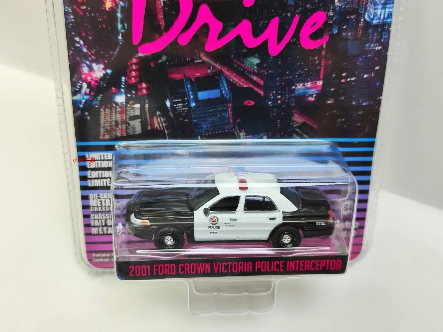 1:64 Drive (2011) -2001 Полицейская машина Ford Crown Victoria Interceptor — модель автомобиля LAPD