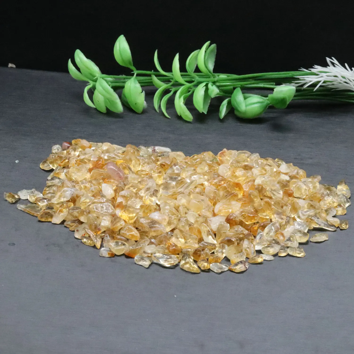 

5-7mm 100g Natural Citrine Crystal Polished Mineral Specimen Healing Stones for Fish Tanks And Aquariums Decoration
