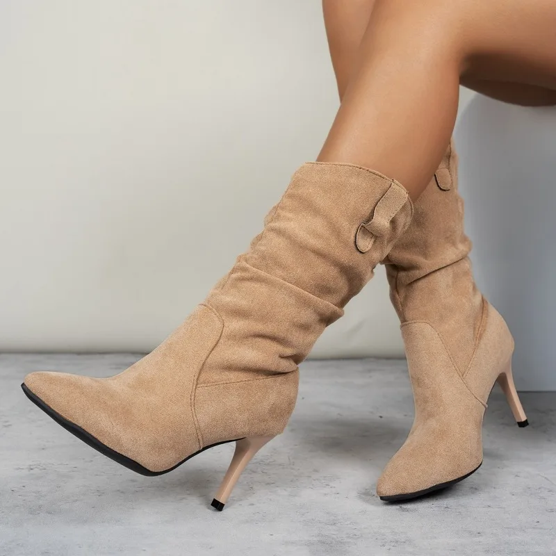 Совершенно новые элегантные современные женские ботинки до середины икры