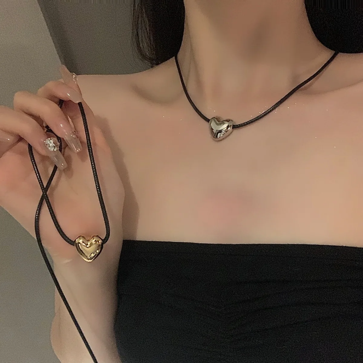 

Exquisite Metal Heart Pendant Necklace Women's Trendy Jewelry Romantic Necklaces Accessories Delicate Charm Neck Chain