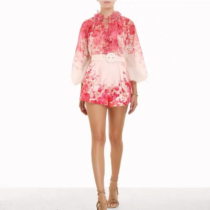 

Preorder 2023 Early Spring New Collection Pink Floral Print Gradient Semi Transparent Appliques Blouse High Waist Short Set Lady