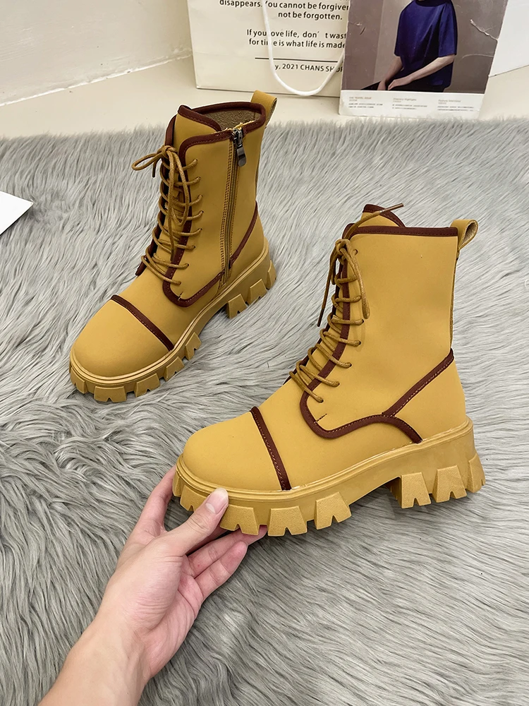 

Женские кроссовки из ПУ кожи, на толстой подошве, с круглым носком