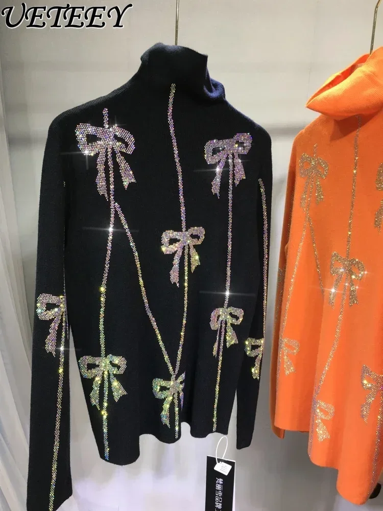 Плотный вышитый горячий свитер