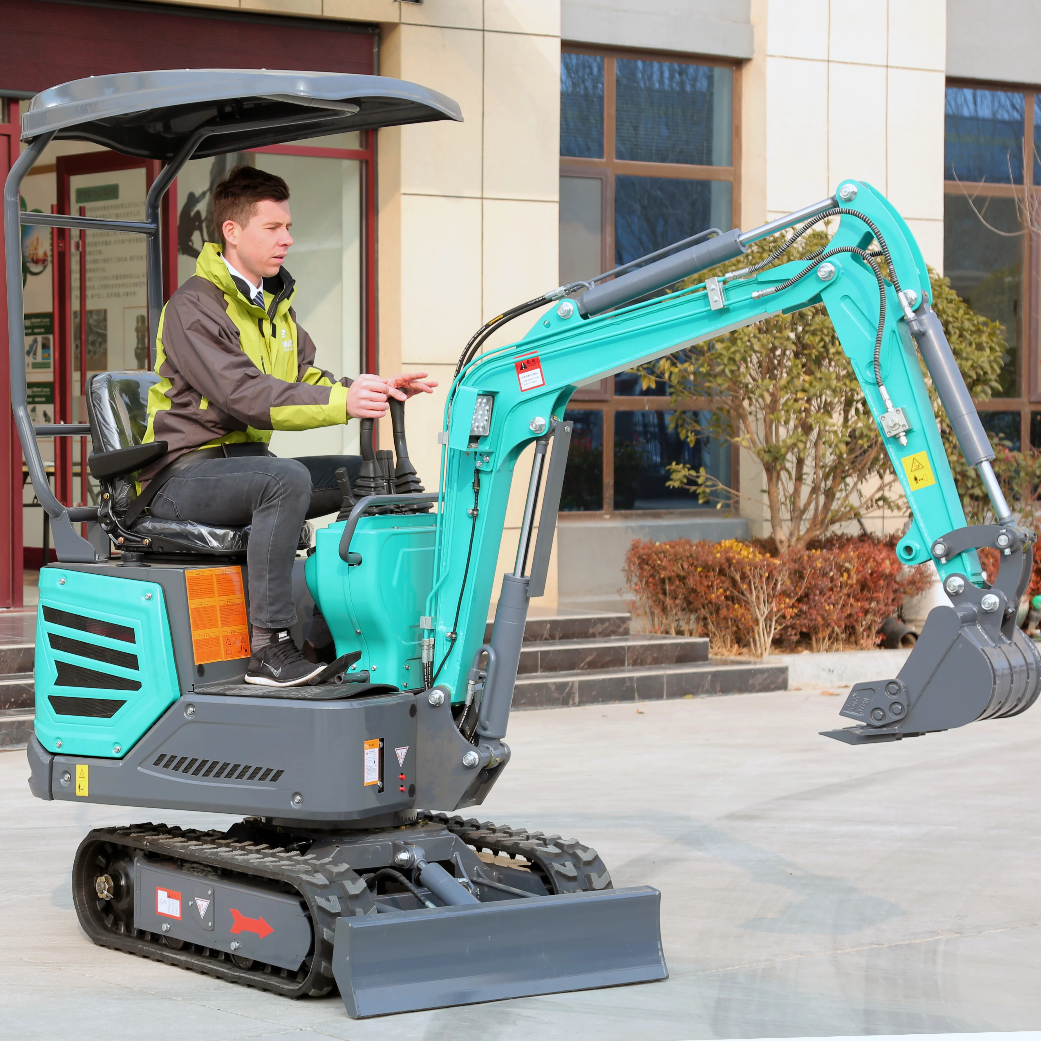 China Epa Euro 5 Excavators 1.0 Ton Mini Excavator Hydraulic Mini Digger Free Shipping