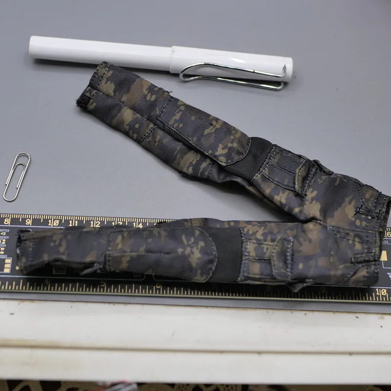 Модель женской боевой униформы FG096 в масштабе 1/6