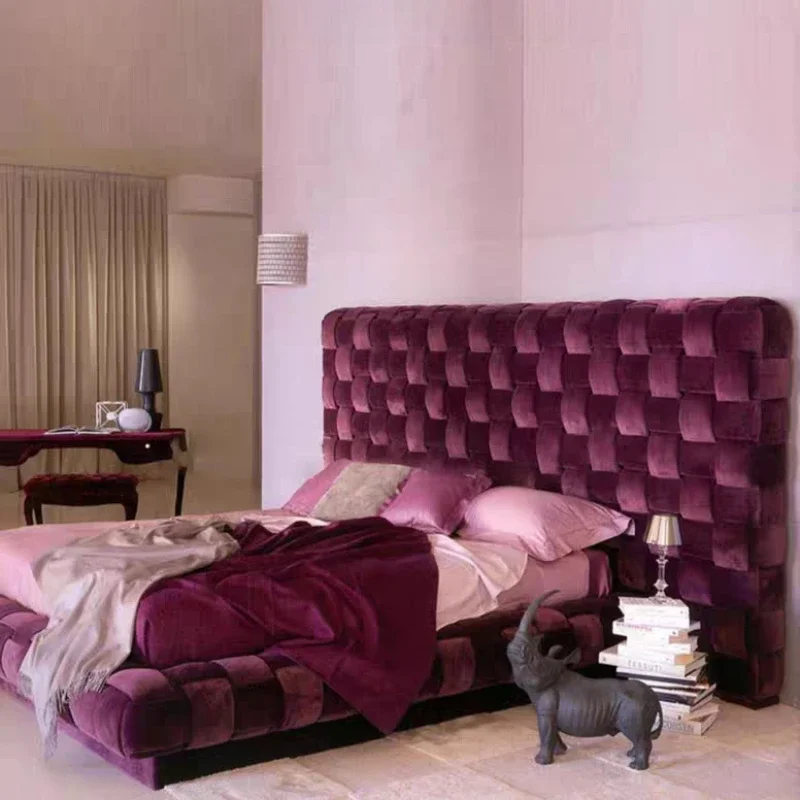 Современная двуспальная кровать DUTRIEUX Cama 180X200 см