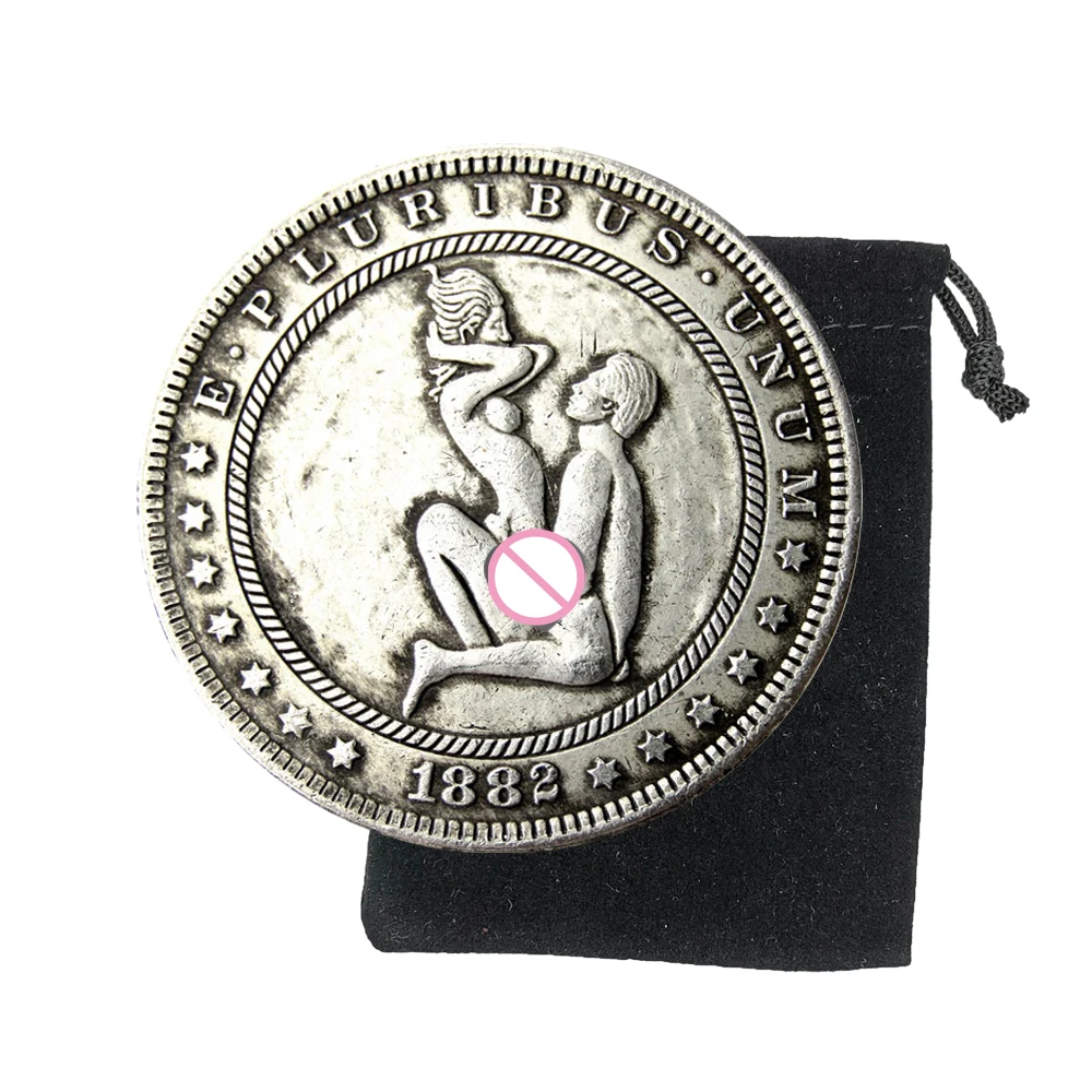 Муж обнимает невесту один доллар любовь монеты искусство парные забавные