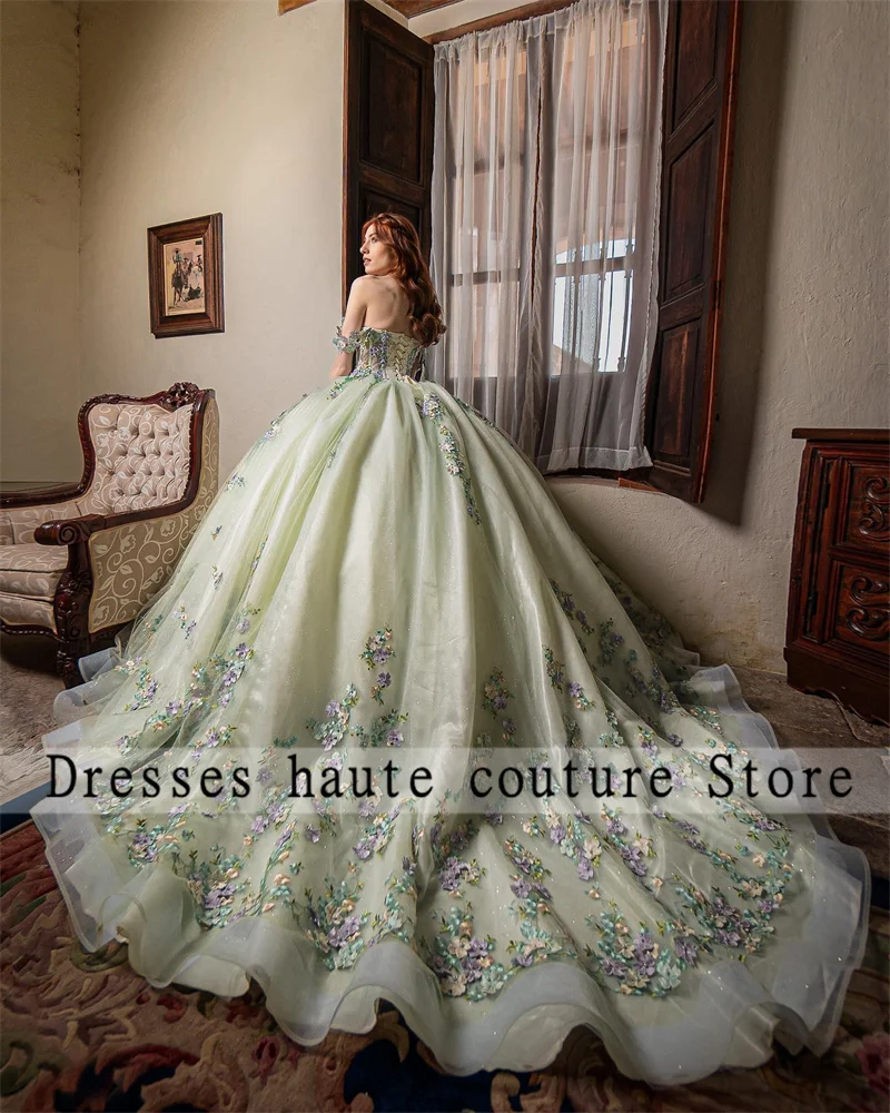 

Luxury Green Lace Off Shoulder Quinceanera Dresses Ball Gown 2023 With Fishbone Appliques Sweet 16 Dress Party Dresses Lace-Up