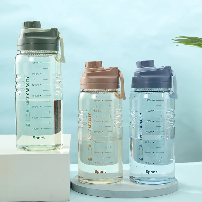 1.5L 1.8 L 2.2L 2.6L spor şişe içme suyu şişesi ile saman sızdırmaz su ısıtıcısı kapaklı yürüyüş kamp plastik BPA ücretsiz