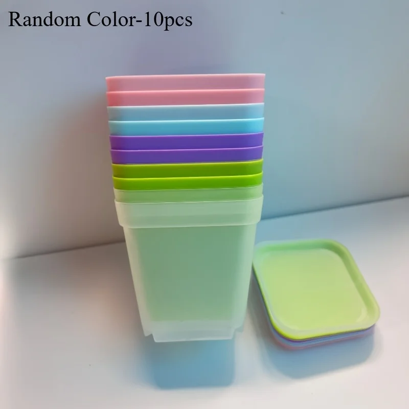 

Пластиковые горшки для рассады