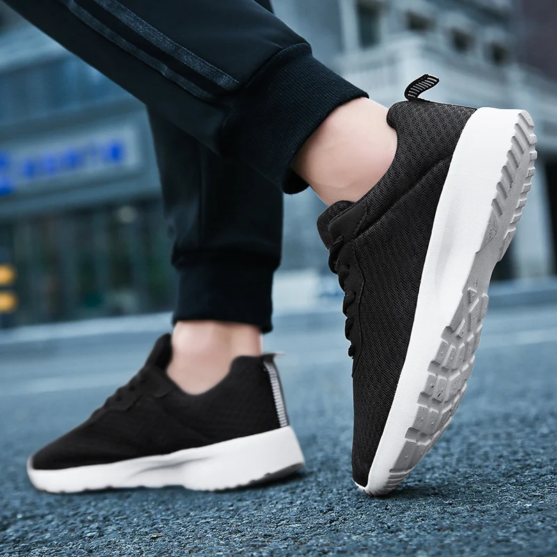Men Casual Sneakers Free Shipping Mesh Breathable Couple Shoes Lace Up Lightweight Cushioning Road Running Shoes for Women