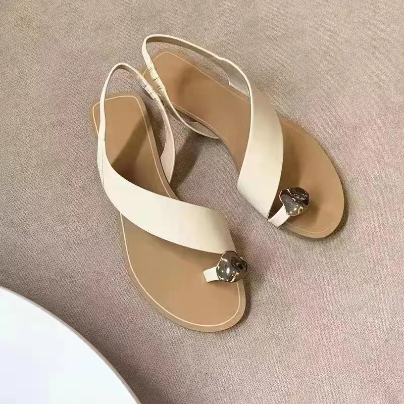 

2022 Summer Female Sandal Large Size Low-Heeled Shoes With Strap Girls Big Low-heeled Fashion Flat Sexy New Slipper Rome Slides