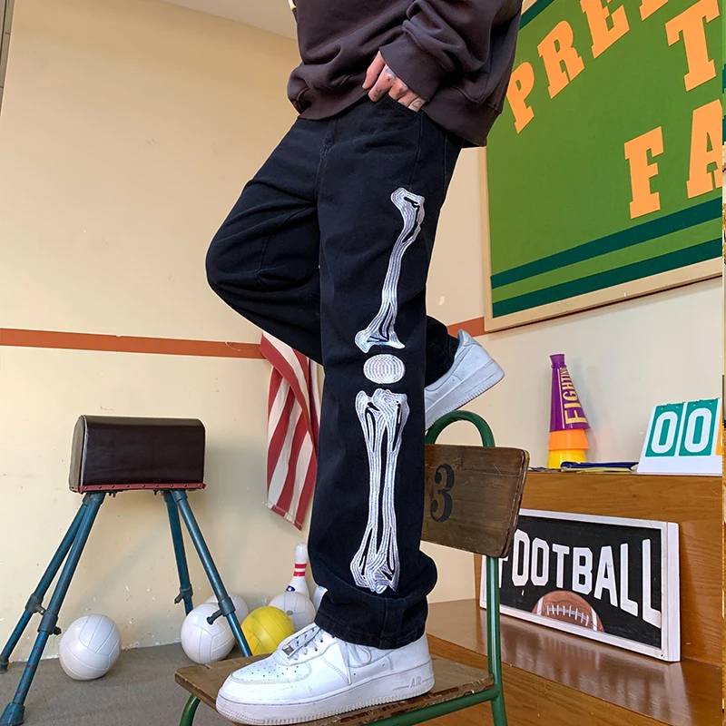 

Men Baggy Skeleton Jeans Pants 2022 Mens Graphic Wide Leg Denim Trousers Male Japanese Streetwear Joggers Pants 5XL