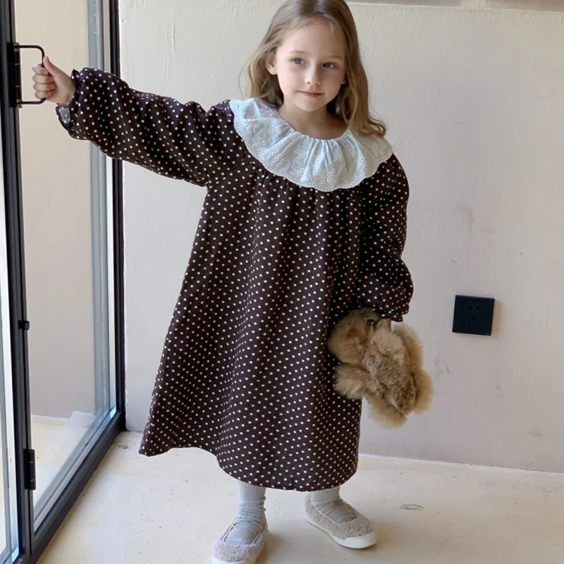 

Флисовое платье для маленьких девочек от 2 до 8 лет, осенне-зимняя длинная детская одежда для малышей, теплые свободные платья, кружевной Цветочный Воротник