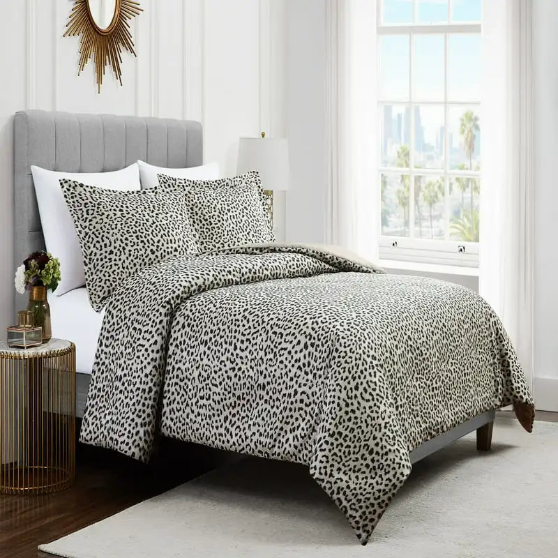 

Leopard Comforter Set, Full/Queen by Vergara