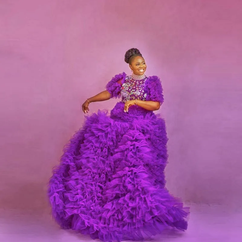 Женское длинное вечернее платье фиолетовое плиссированное из тюля с высоким