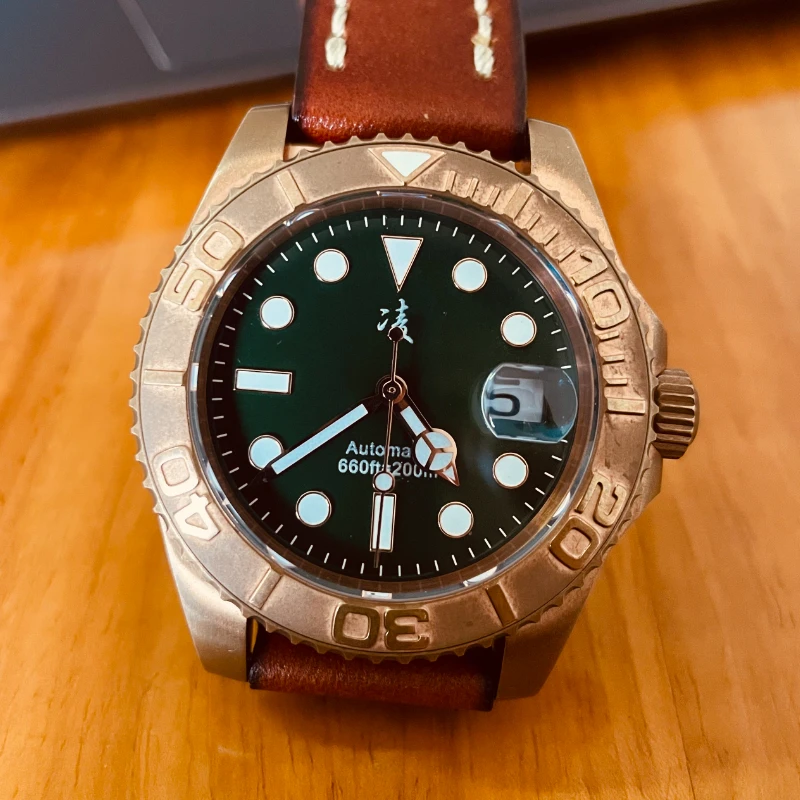 

Men's Wrist Watch 41mm Bronze Case Sapphire Anti-Magnetic Anti-Seismic 200M Waterproof Retro Diving Watch Pt5000 Master