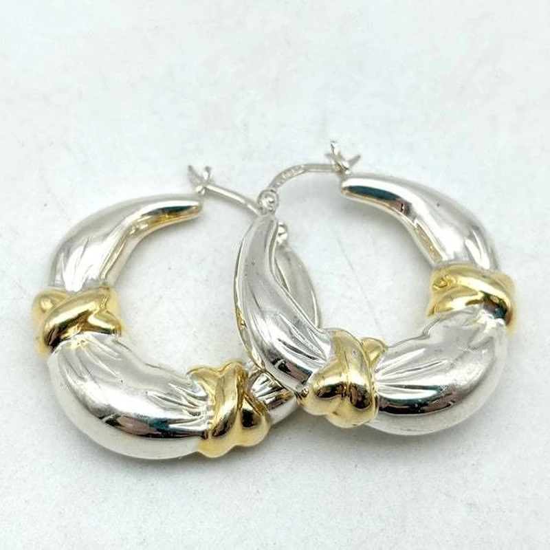 

New earrings, European and American retro gold temperament, personalized earrings, two-color metal large earrings, female