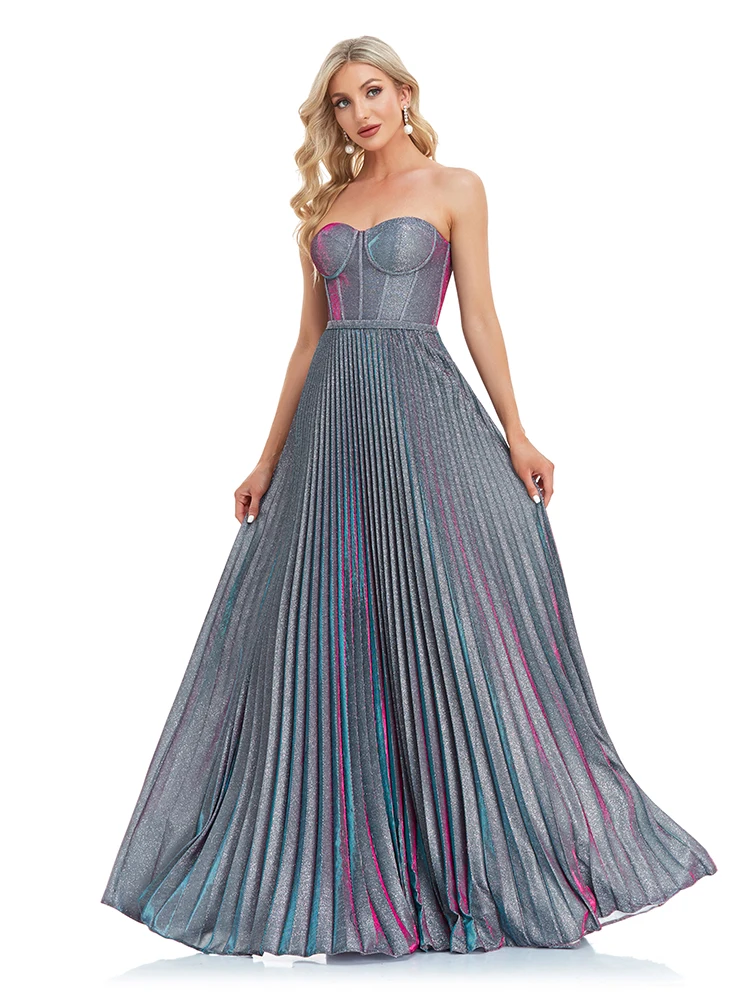 Роскошное серебристое коктейльное