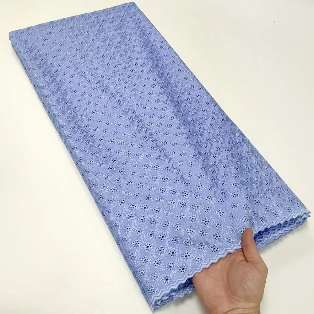 

Светильник-голубая высококачественная искусственная ткань, удобная африканская кружевная ткань, материал для вышивки мужской ткани