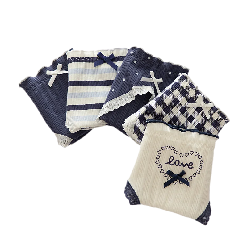 

Kawaii New Japanese Soft Girl Heart Navy Blue Love Underwear Ladies Pure Crotch Thread Breathable Cotton Girl Triangle Shorts