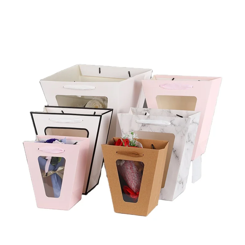 

Custom Hot sale Portable Bouquet Flower Doll Carrier Transparent Window Gift Packing Paper Gift Bag Flower Bag