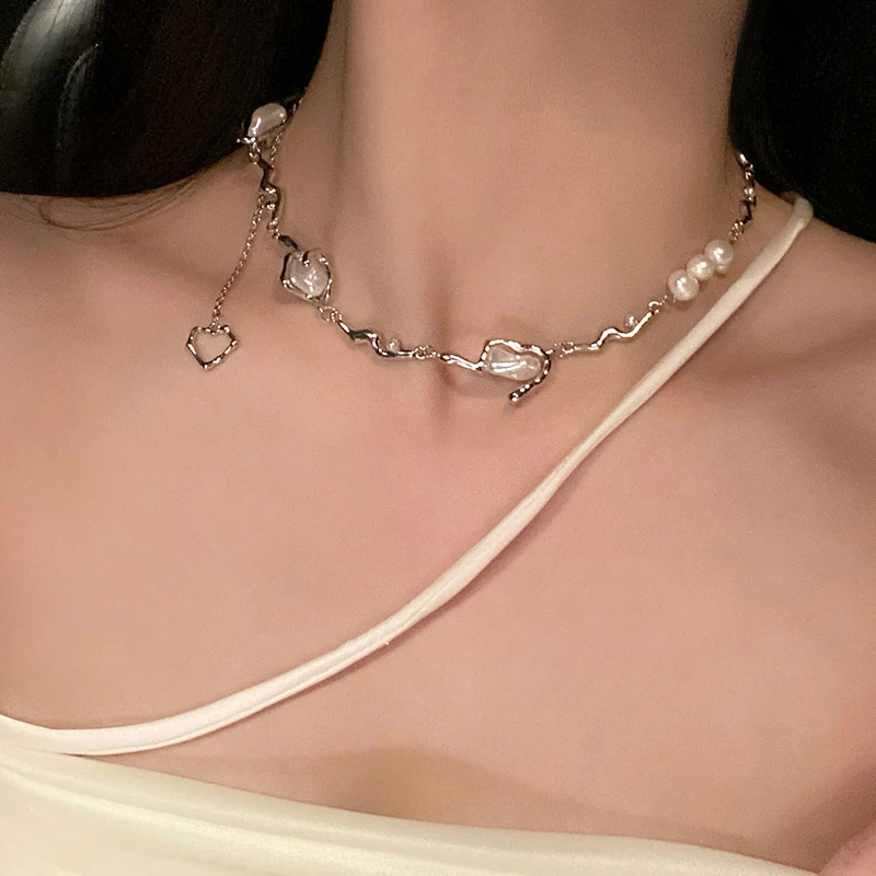 

Korean Fashion Freshwater Pearl Irregular Silver Color Clavicle Chain Necklace for Women Aesthetic Jewelry Trend Accessories
