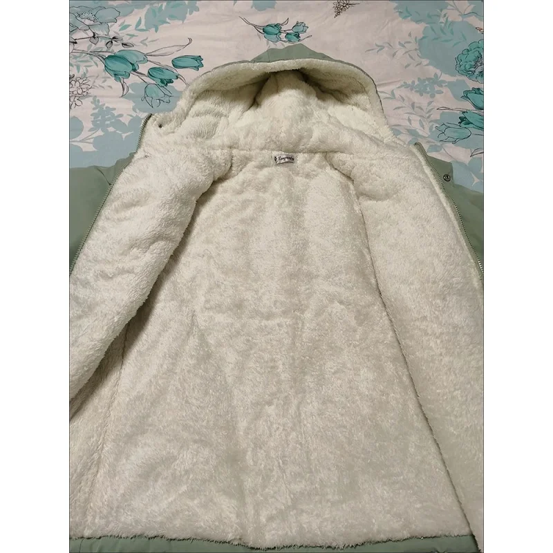 Рисунок 6 - Свободные зимние женские парки из овечьей шерсти