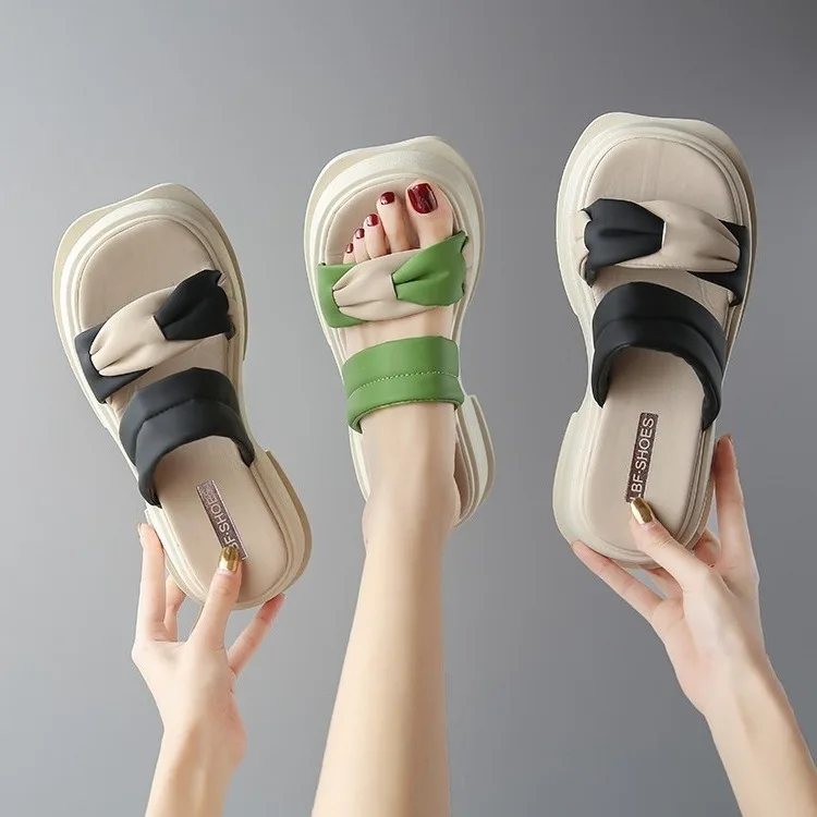 2023 Summer Versatile Sandals, Wearing Slippers Outside, Beach Shoes, Matching Skirts, One Line Drag, Thick Sole, Simple
