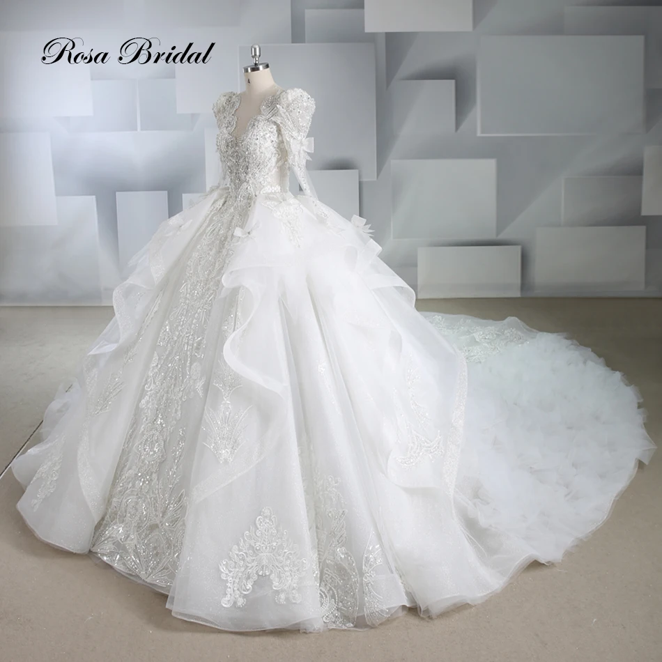 Женское свадебное платье с длинным рукавом и кружевной аппликацией