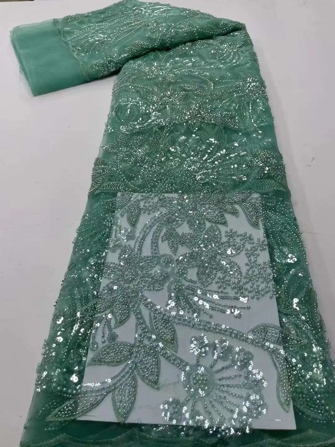

Latest Fashion Elegant African Embroidery Beaded Tulle Lace Fabric Nigerian Sequins Lace Fabric For Wedding Party