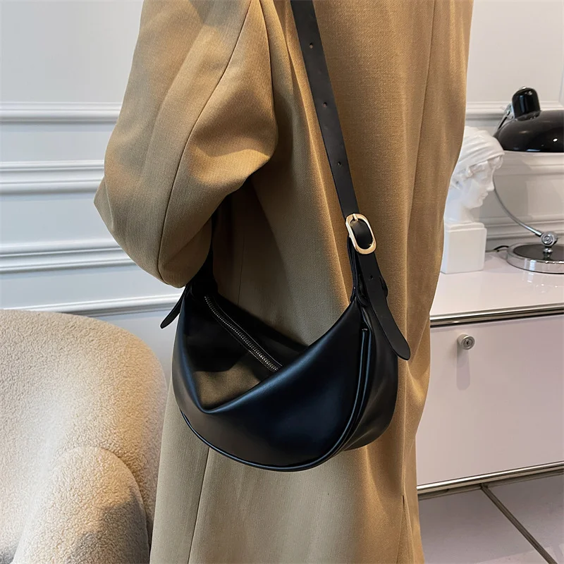 

Crossbody Bags for Women Large Capacity Luxury Handbags Solid Soft Shoulder Bags Female Casual Travel Hobos Bag Vintage Sac New