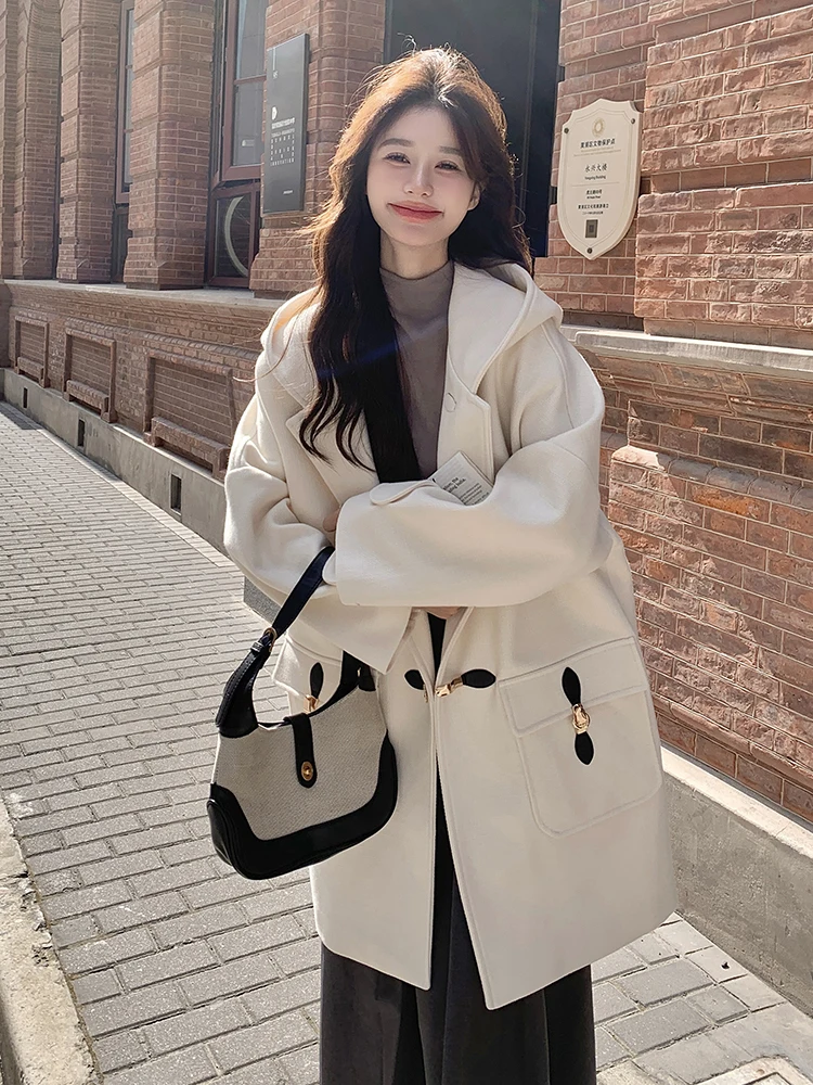 Свободное шерстяное пальто с капюшоном в стиле преппи женское зимнее 2024 новая