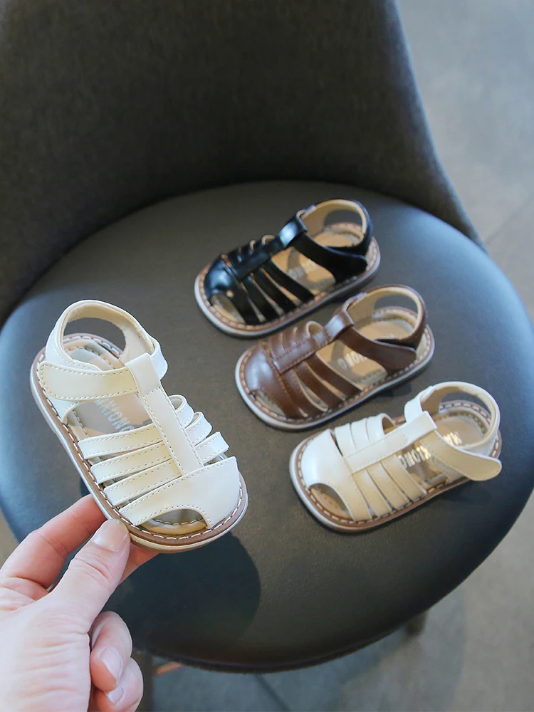 

Новые летние сандалии для маленьких девочек; Пляжная обувь для малышей; Кожаные тапочки на плоской подошве для малышей