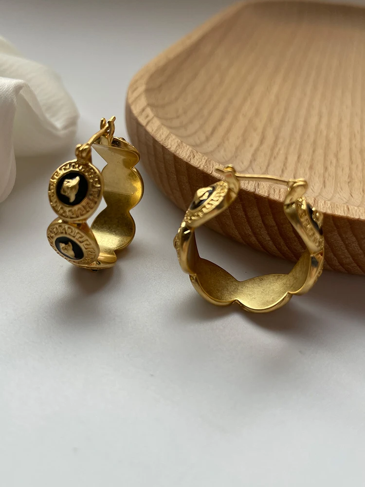 

Серьги с золотым покрытием, не подвергаются ударам, модные серьги, серьги для пожилых людей