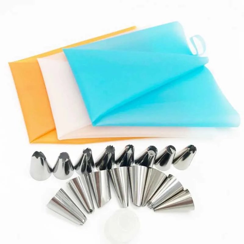 

18PCs Piping Nozzle TPU Piping Bag Converter Cream Nozzle Milking Nozzle Set Pastry And Bakery Accessories Acrylic Cake Disc Set