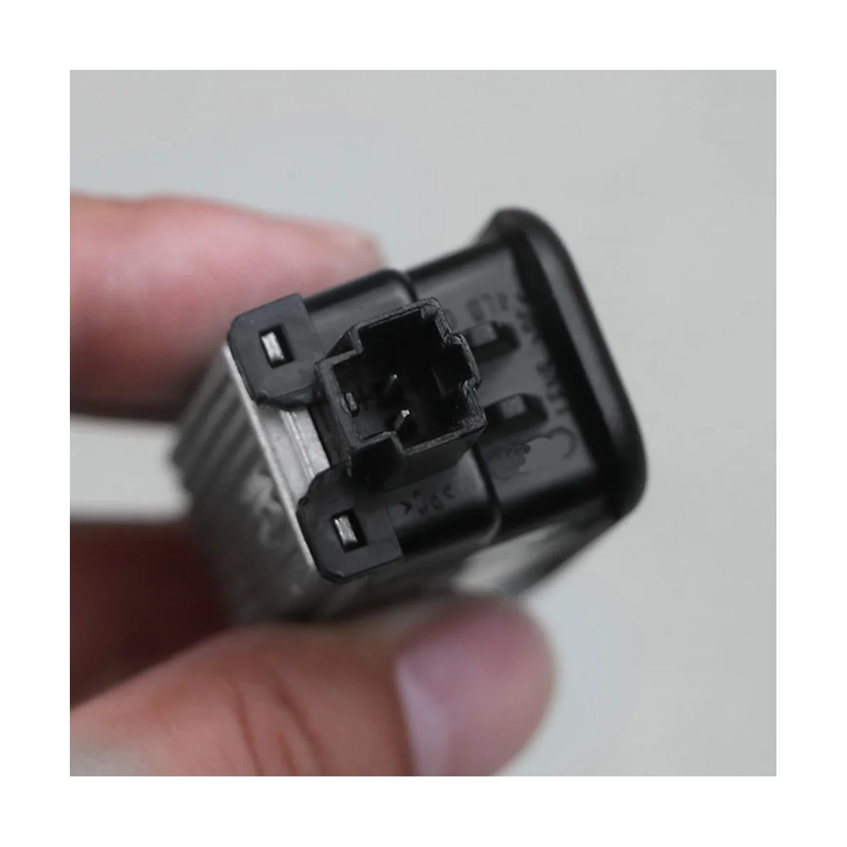 Кольцо 8YG947415 4 для A3 A4 A5 Q3 Q2 Q5 A6 A7 S3 S4 S5 S6 S7