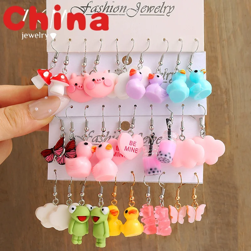 

Cartoon Frog Duck Earrings Set Animal Butterfly Cute Dangle Earrings for Women Geometric Bear Cloud Earring Trend Jewelry