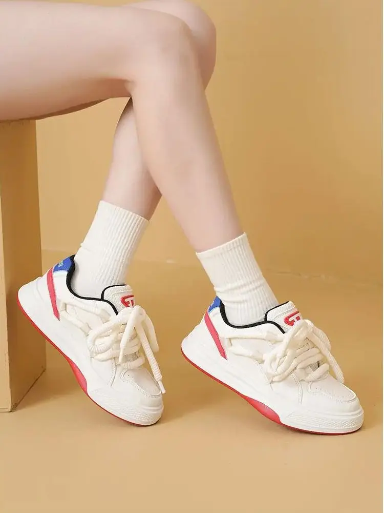 

Woman's Spring Autumn Leather Casual Sports Shoes Thick Bottom Non Slip Breathable Fashionable Casual Board Shoes Bread Shoes