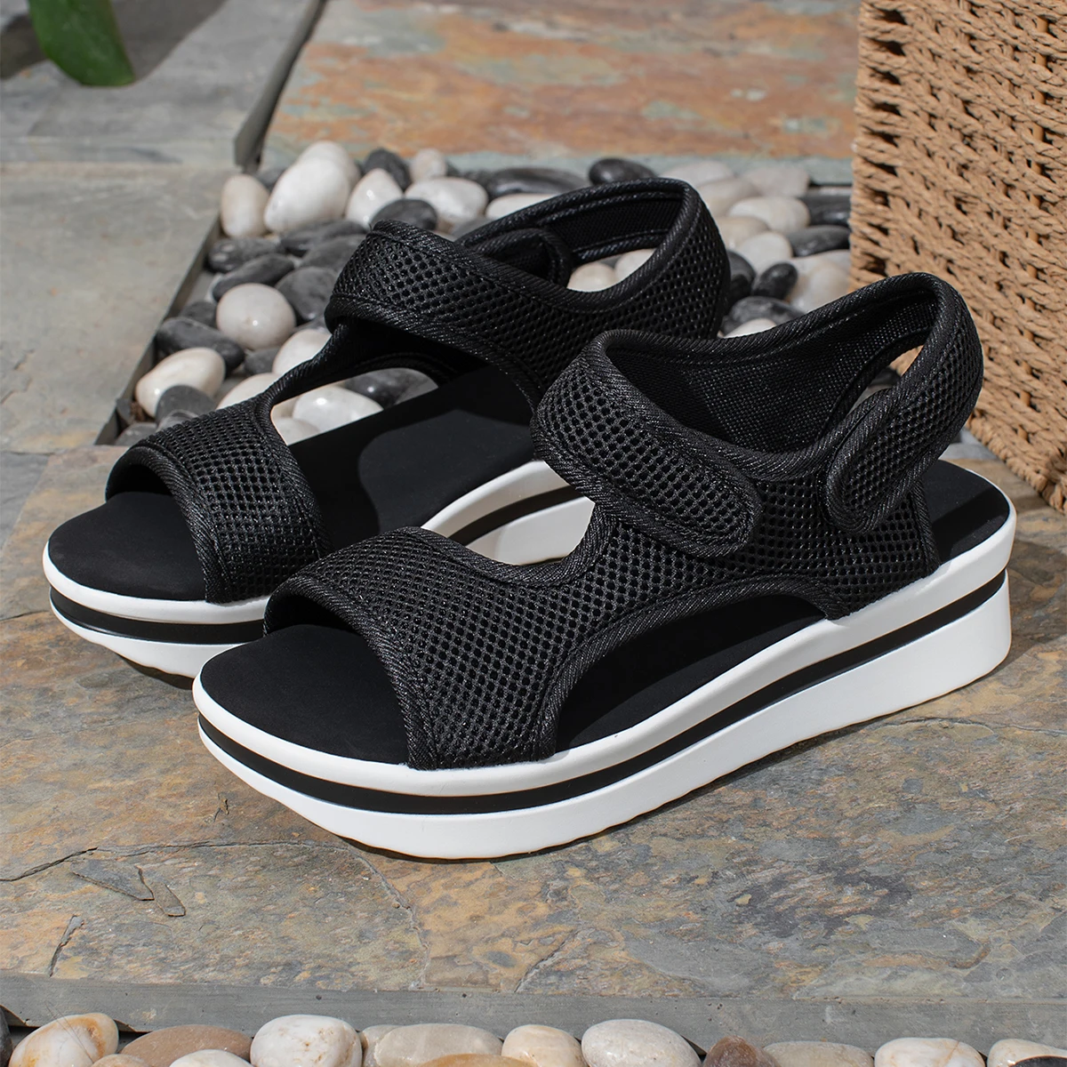 Лето 2023 новые босоножки на толстом высоком каблуке женские модные пляжные